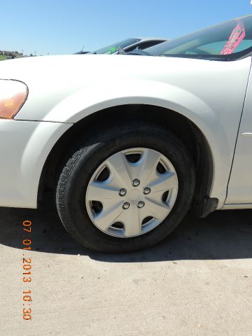 Dodge Stratus GLS AT Sedan