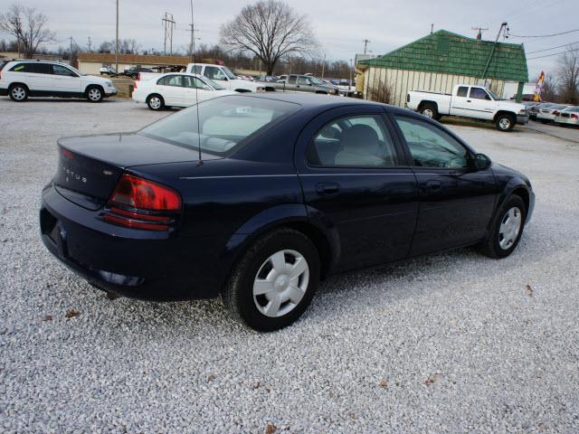 Dodge Stratus 2005 photo 2