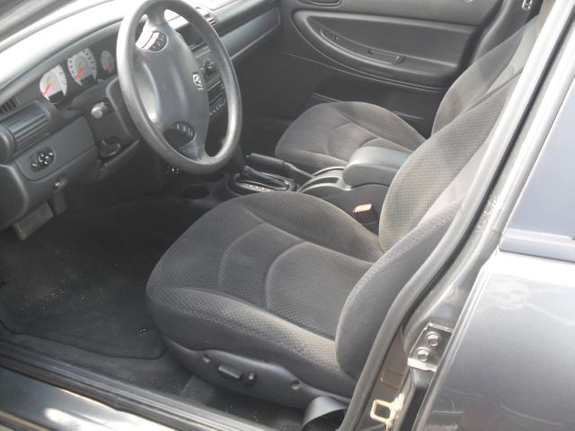 Dodge Stratus GLS AT Sedan