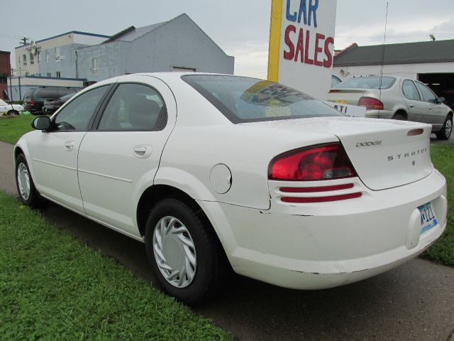 Dodge Stratus 2005 photo 2