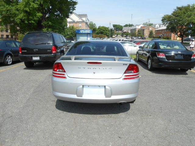 Dodge Stratus 2005 photo 2