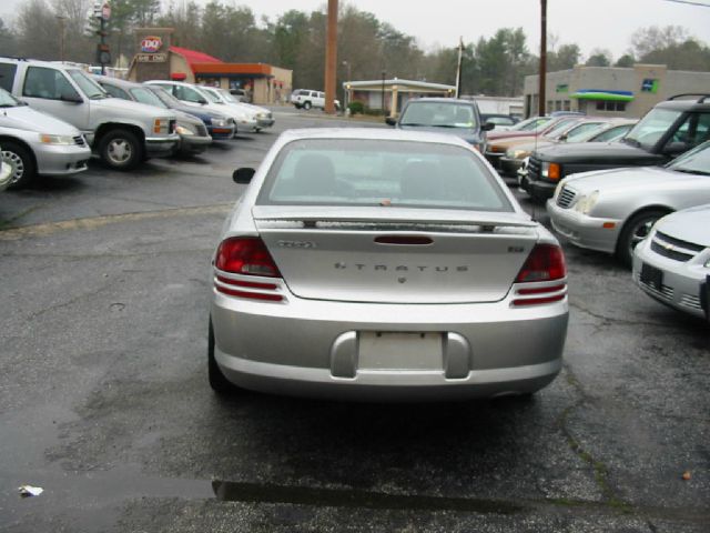 Dodge Stratus 2005 photo 2