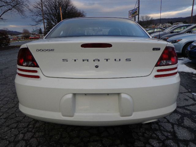 Dodge Stratus 2006 photo 10