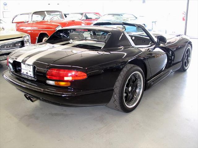 Dodge Viper 1996 photo 5