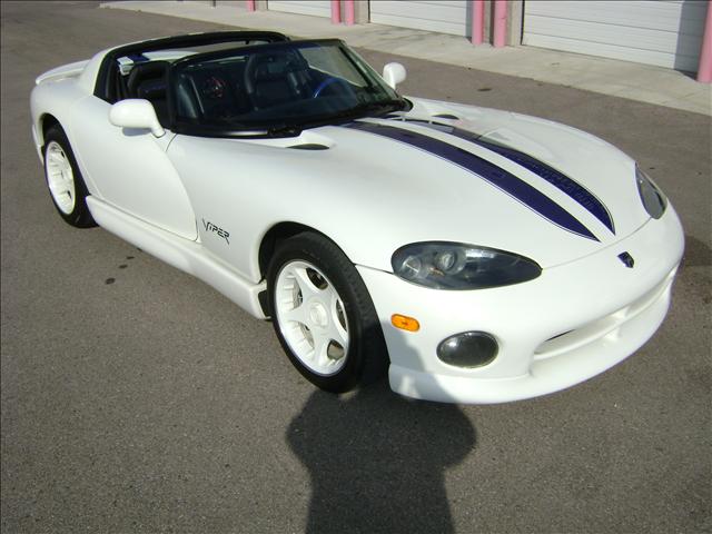 Dodge Viper 1996 photo 2