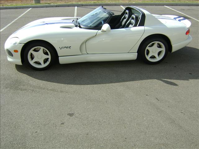 Dodge Viper 1996 photo 3