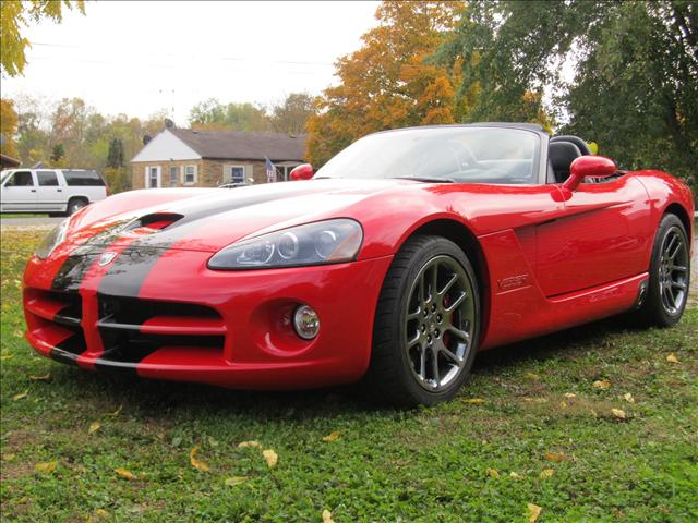 Dodge Viper 2003 photo 2