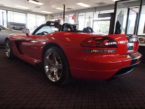 Dodge Viper 2006 photo 4