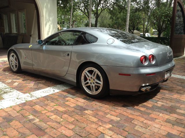 Ferrari 612 Scaglietti 2006 photo 16