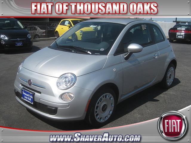 Fiat 500 Luxury Package 3.6L V6 RWD Hatchback