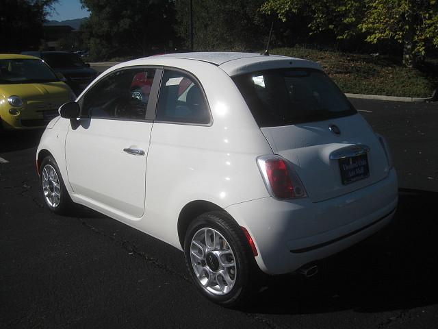 Fiat 500 Luxury Package 3.6L V6 RWD Hatchback