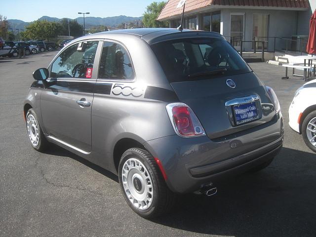 Fiat 500 Luxury Package 3.6L V6 RWD Hatchback