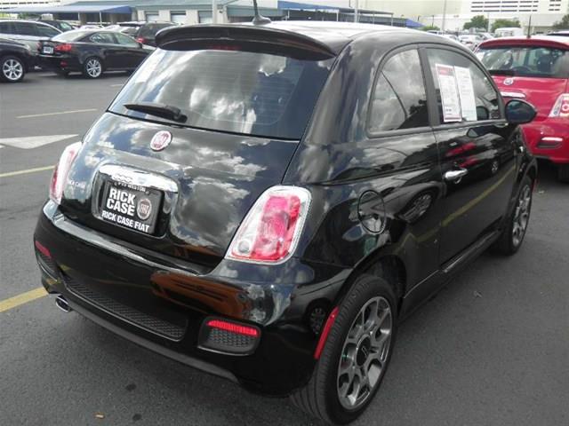 Fiat 500 2012 photo 2