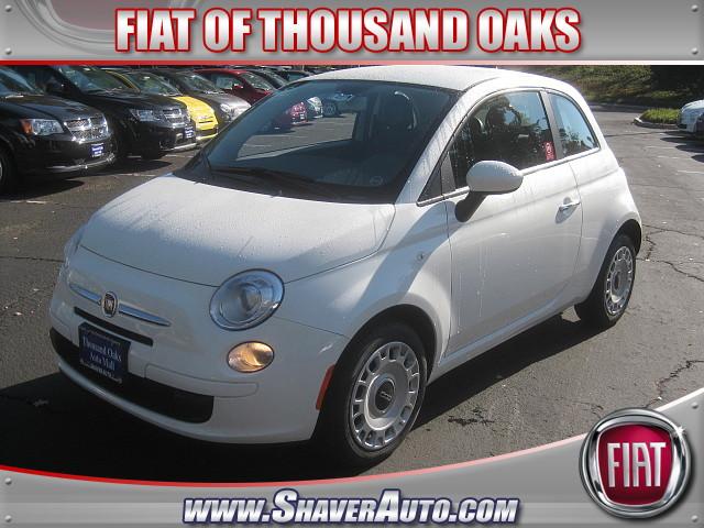 Fiat 500 Luxury Package 3.6L V6 RWD Hatchback