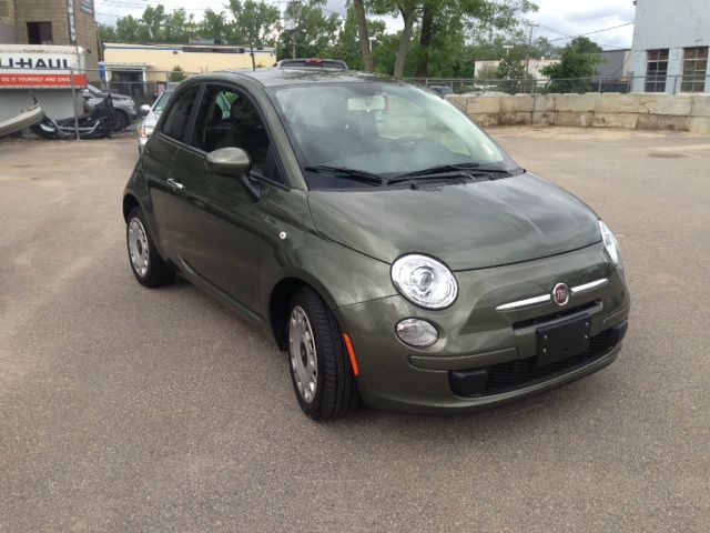 Fiat 500 Luxury Package 3.6L V6 RWD Hatchback