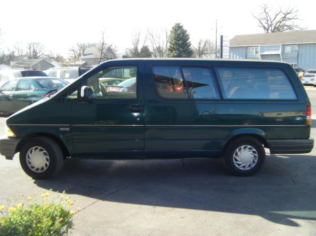 Ford Aerostar 1996 photo 1