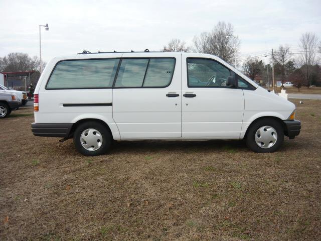 Ford Aerostar 1996 photo 4