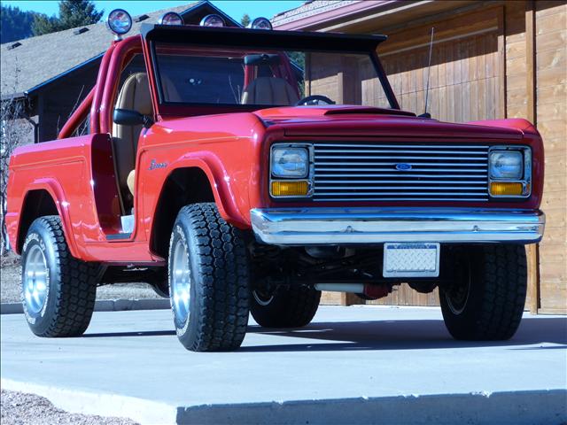 Ford Bronco 1966 photo 3