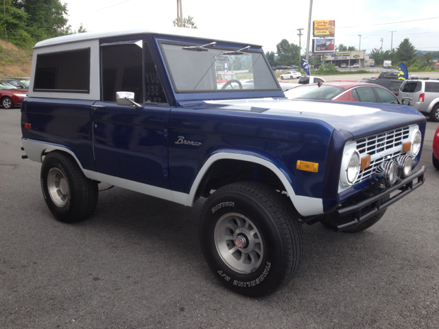 Ford Bronco 1976 photo 1