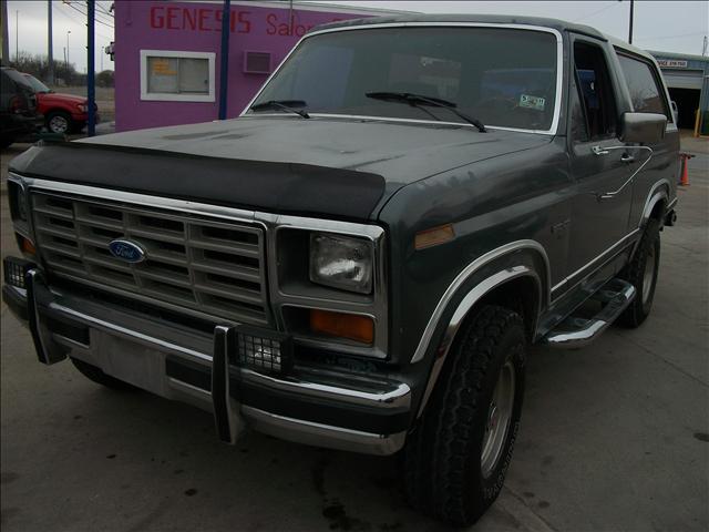 Ford Bronco 1986 photo 1