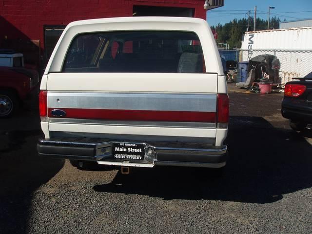 Ford Bronco 1987 photo 1