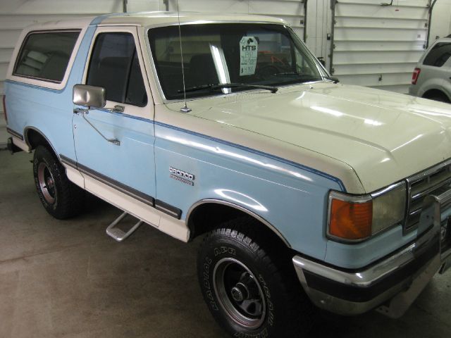 Ford Bronco 1987 photo 6