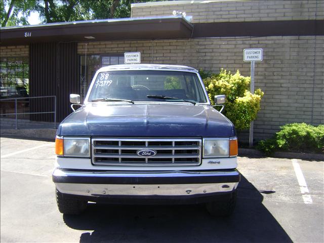 Ford Bronco 1988 photo 1