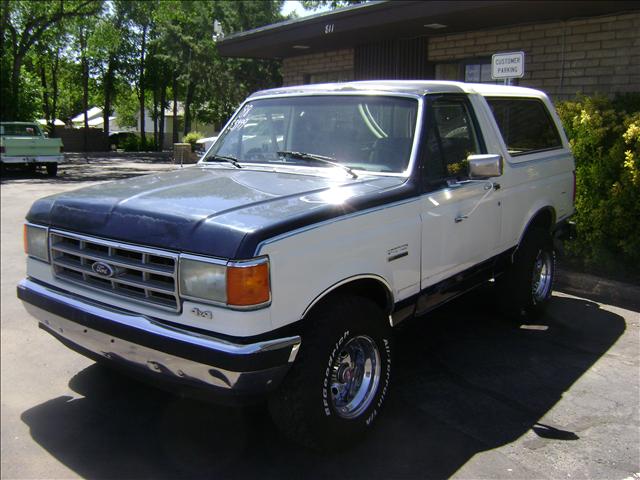 Ford Bronco 1988 photo 2