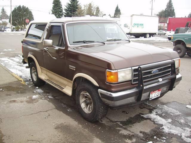 Ford Bronco 1990 photo 2