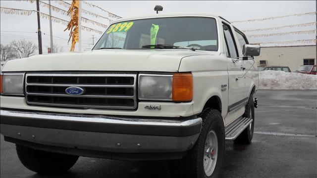 Ford Bronco ESi Sport Utility