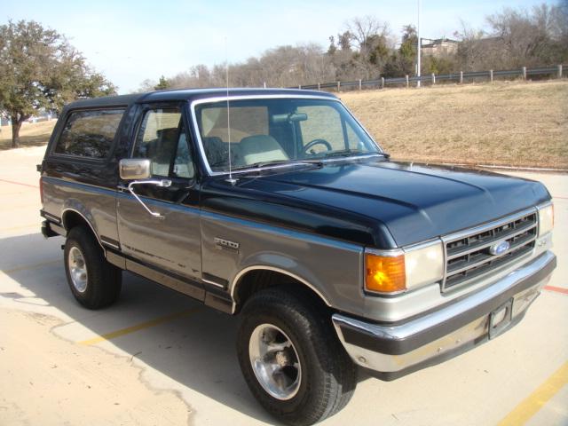 Ford Bronco 1990 photo 1