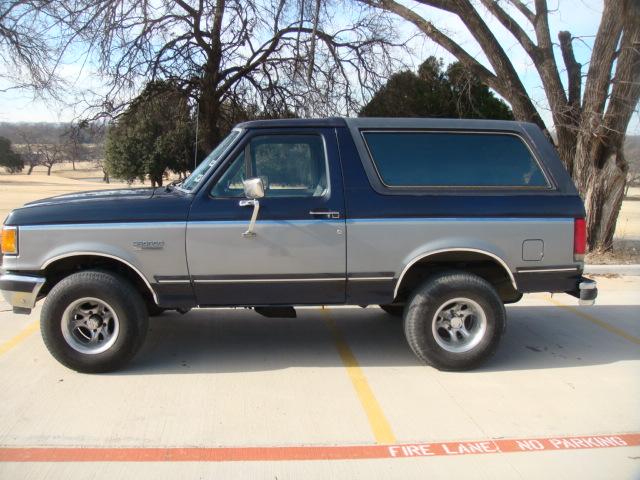 Ford Bronco 1990 photo 2