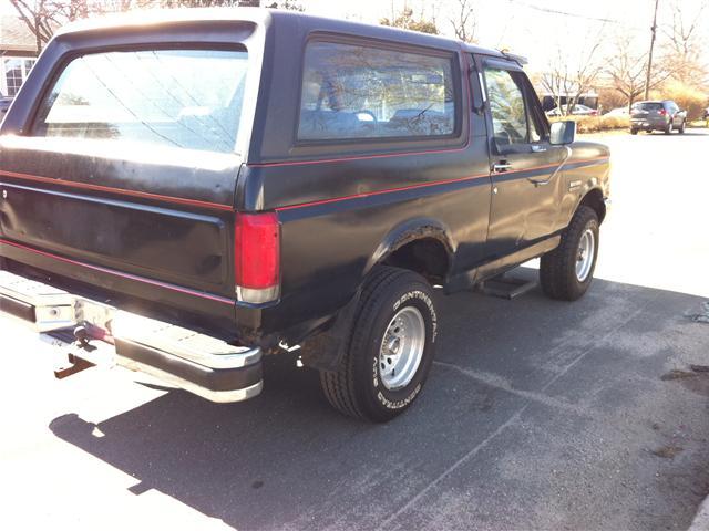 Ford Bronco 1990 photo 3