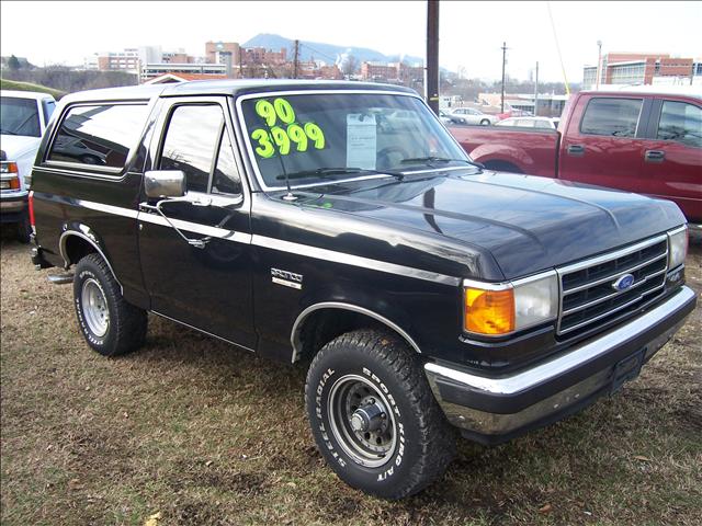 Ford Bronco 1990 photo 1