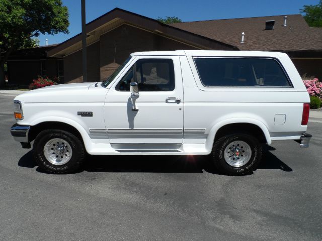 Ford Bronco 1993 photo 4