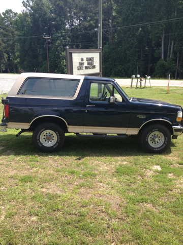 Ford Bronco 1993 photo 2