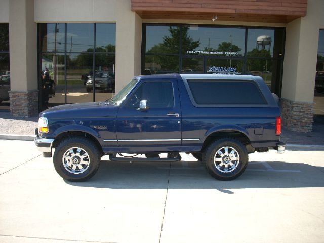 Ford Bronco 1995 photo 1