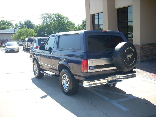 Ford Bronco 1995 photo 3