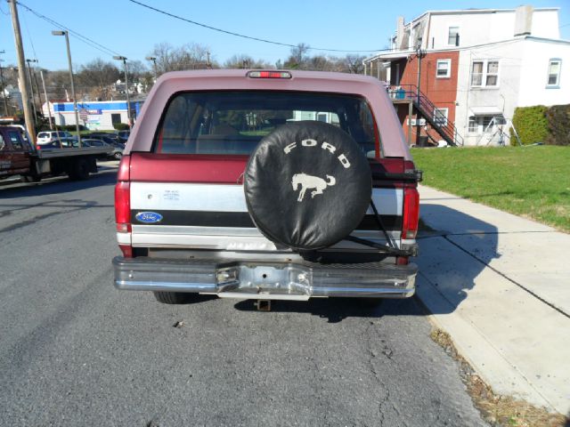 Ford Bronco 1996 photo 1