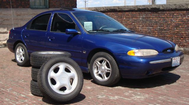 Ford Contour 1995 photo 2