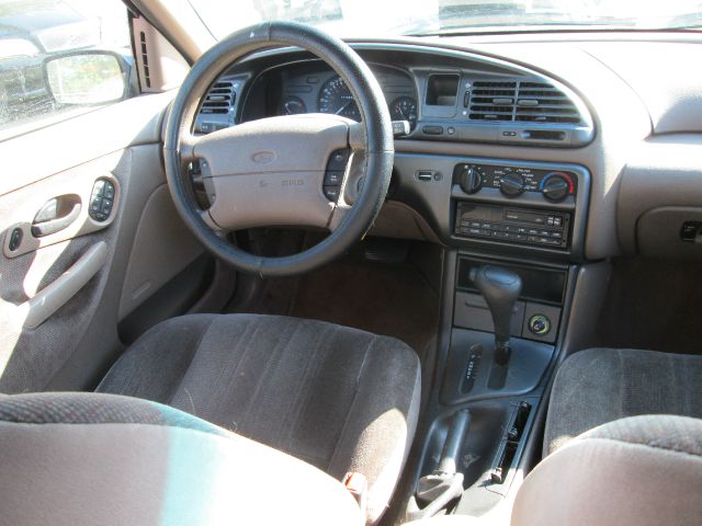 Ford Contour 1995 photo 1