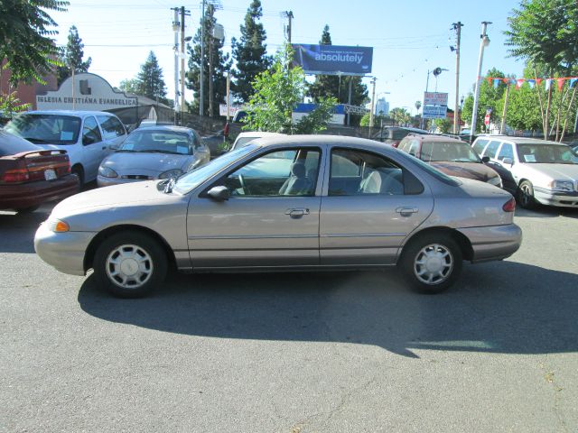 Ford Contour 1995 photo 2