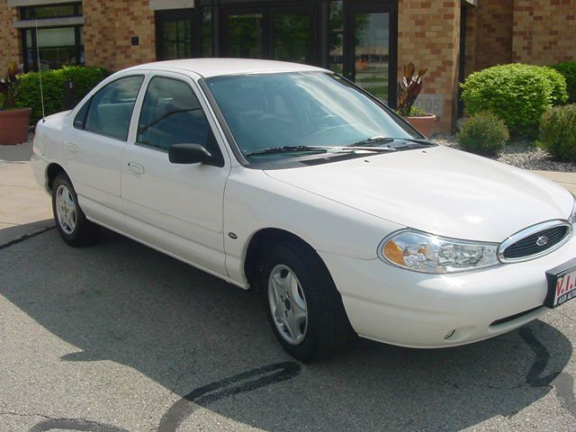 Ford Contour 1998 photo 17