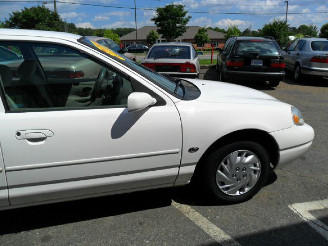 Ford Contour 1998 photo 3