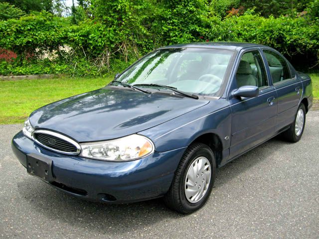 Ford Contour 1998 photo 12