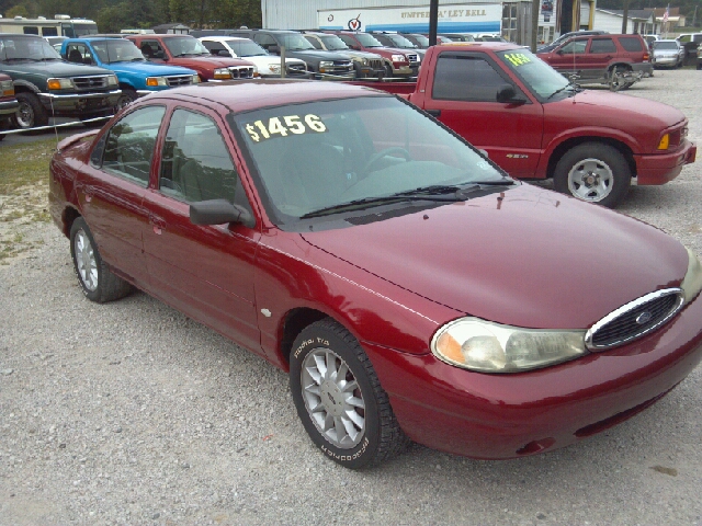 Ford Contour 1999 photo 3