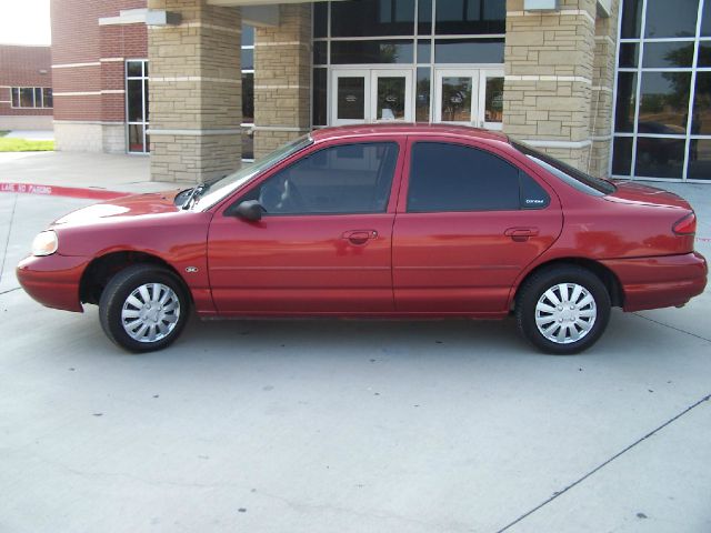 Ford Contour 2000 photo 3