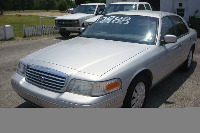 Ford Crown Victoria 1999 photo 3