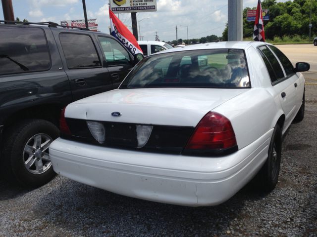 Ford Crown Victoria 2008 photo 1