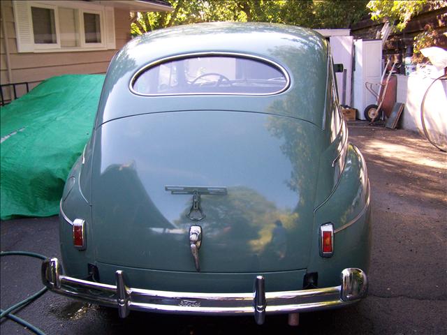 Ford Custom 1941 photo 1